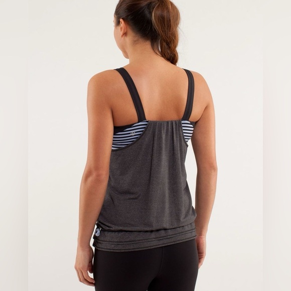 LULULEMON | run back on track tank | size 6 - Picture 3 of 5